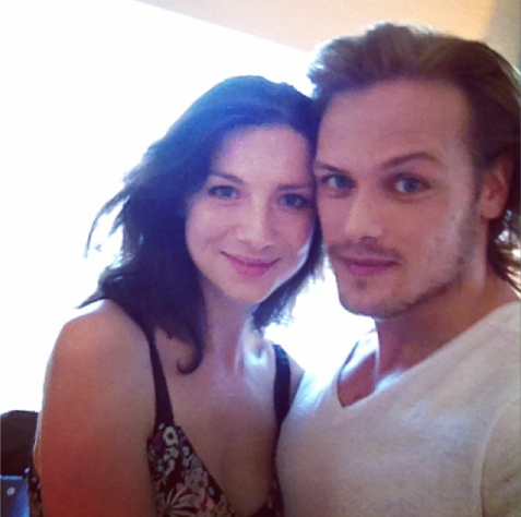Caitriona Balfe & Sam Heughan (http://instagram.com/p/q4UJIuNqQc/?modal=true)